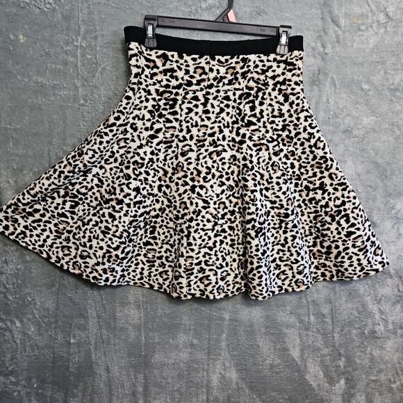 The Limited Women's MedAnimal Print Skirt Stretch Pullon Heavyweight knit - Picture 2 of 10